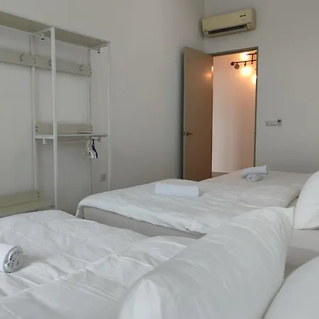Seaview Vacation Condo 3R3B 8Pax Bayan Lepas Exterior photo